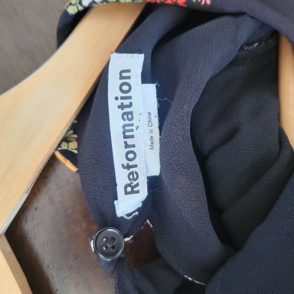 REFORMATION Wildflower Midi Dress with Puff Sleeves size 2 - Picture 11 of 11